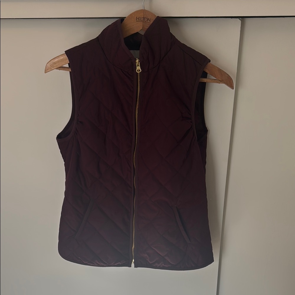 Quilted Plum Vest with Gold Zipper